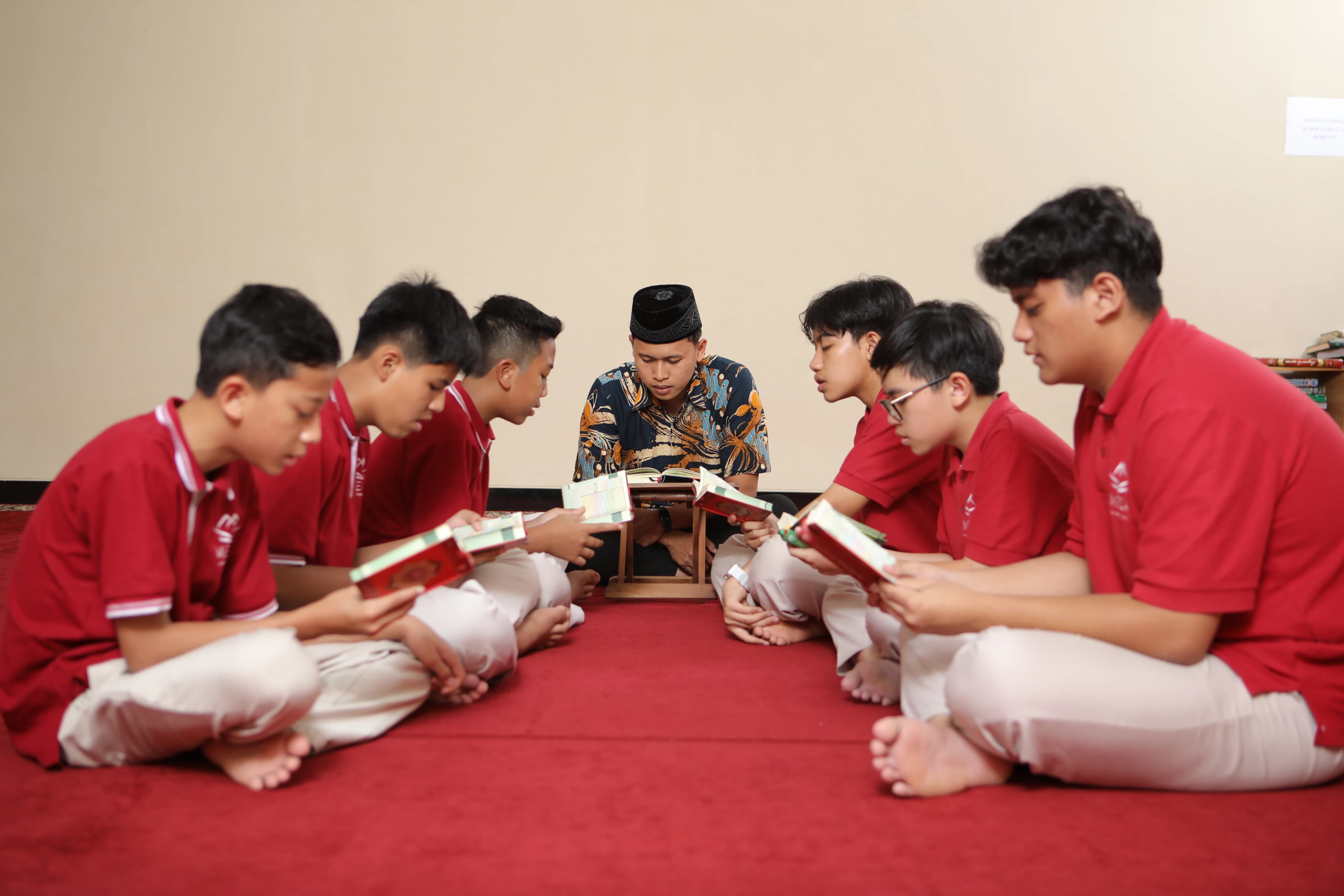 Integrasi Ilmu dan Iman