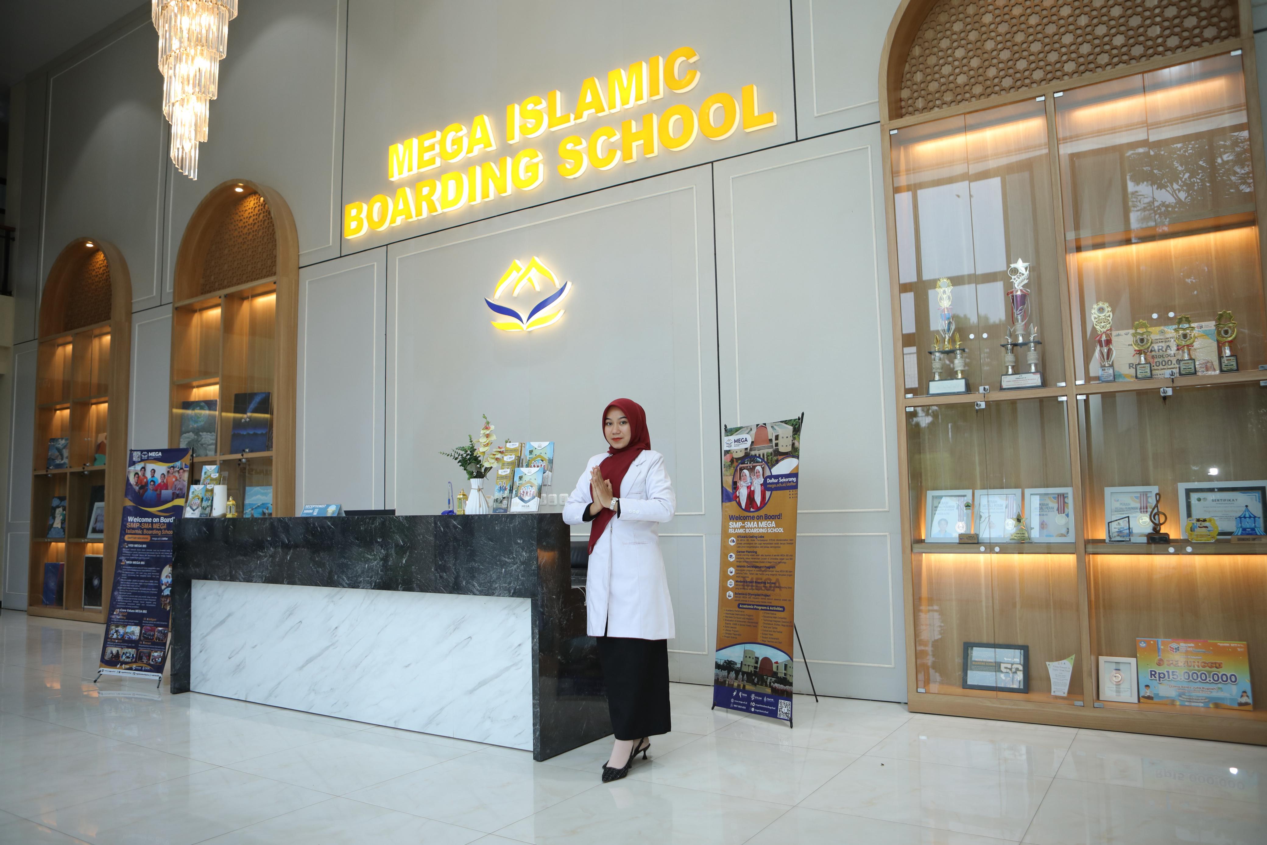 School Lobby Image 4