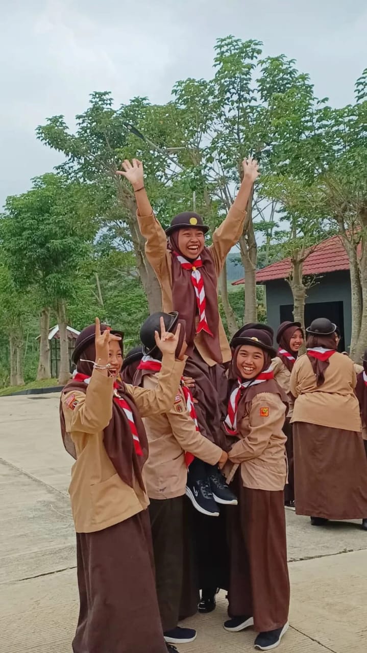 Klub dan Ekstrakurikuler - Main Image