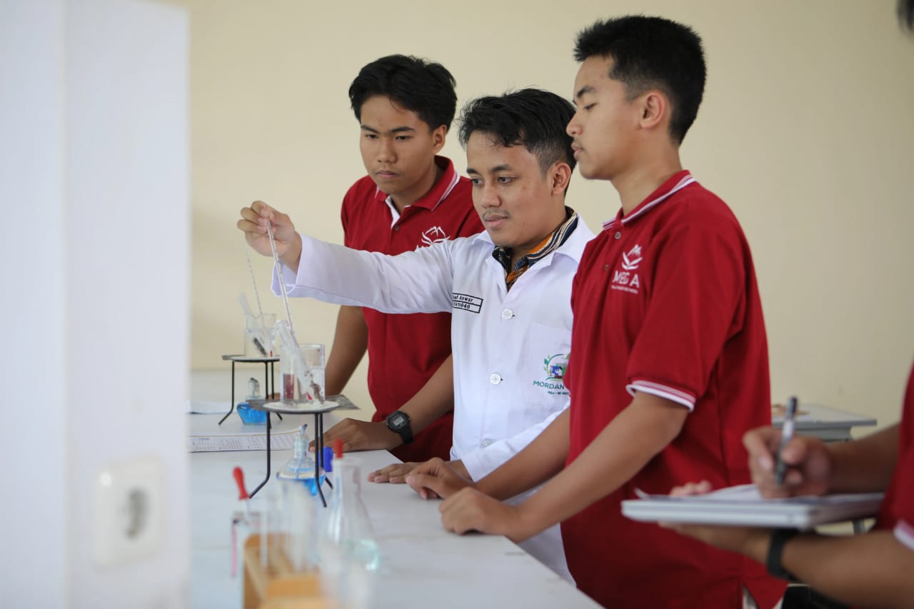 Science Laboratory Image 2