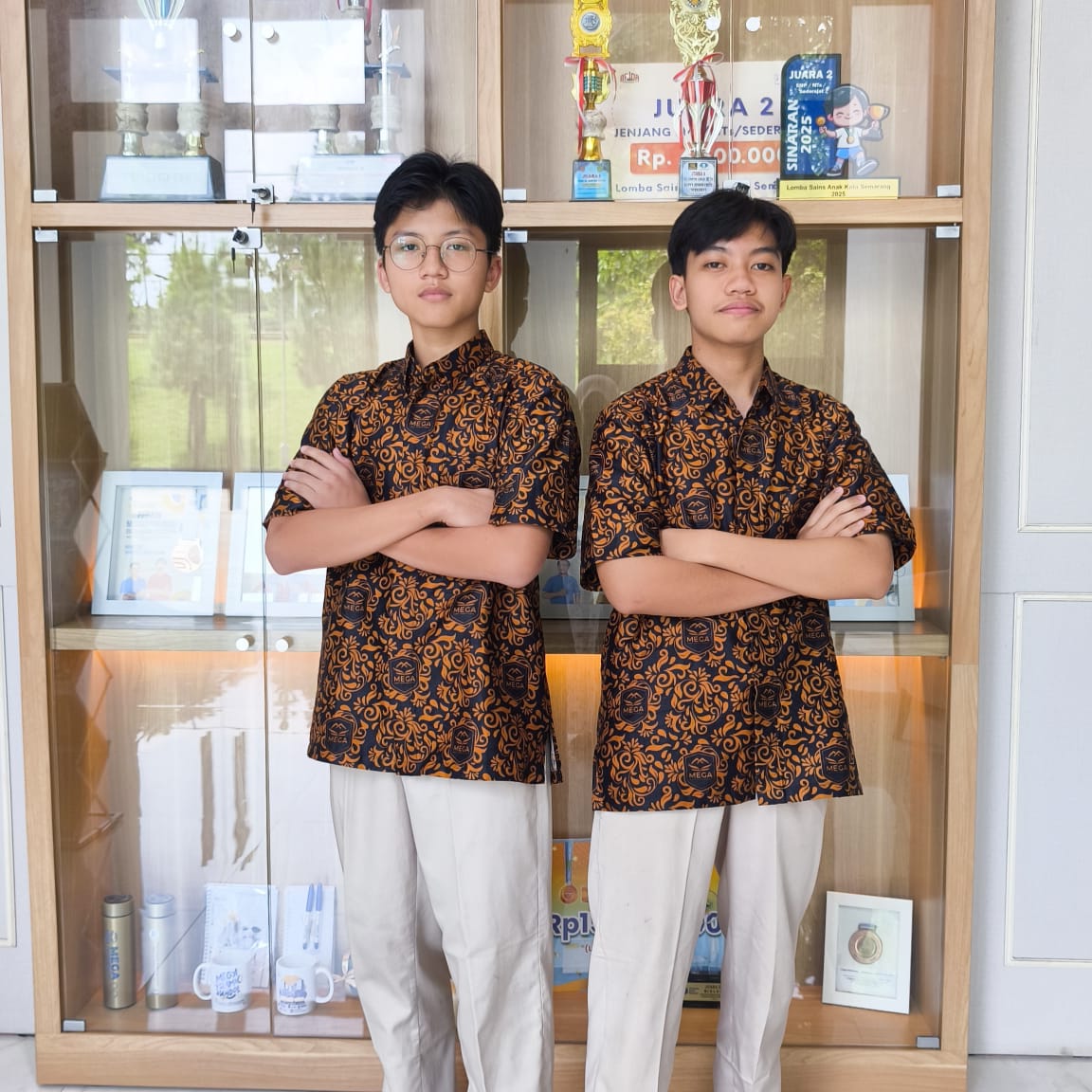 Seragam Batik