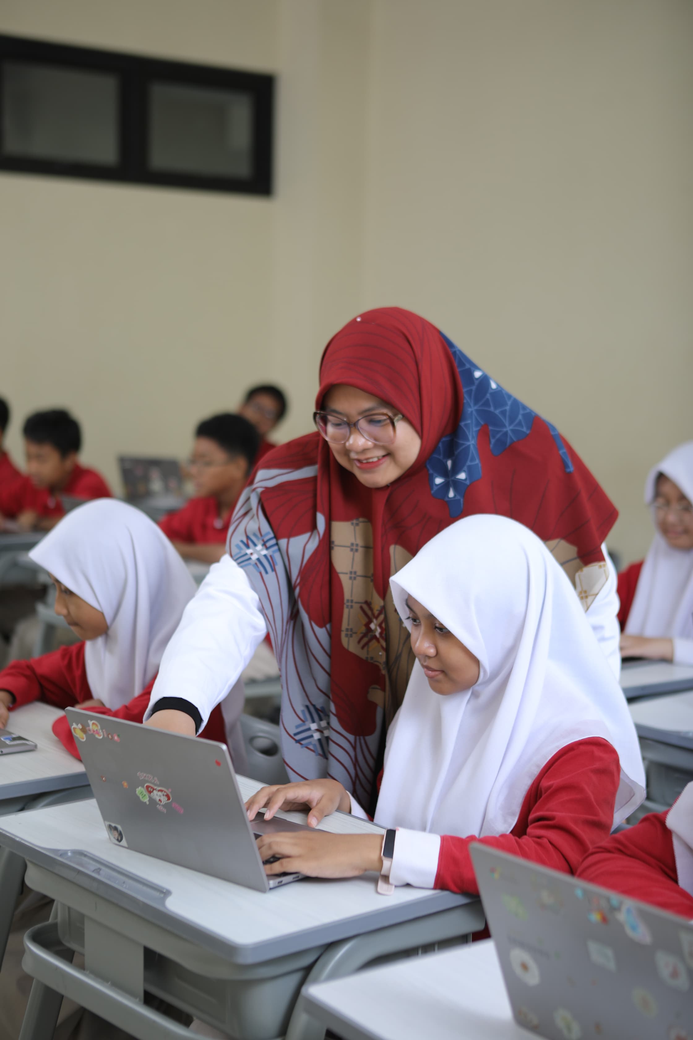 Technology Integrated Classroom - Main Image