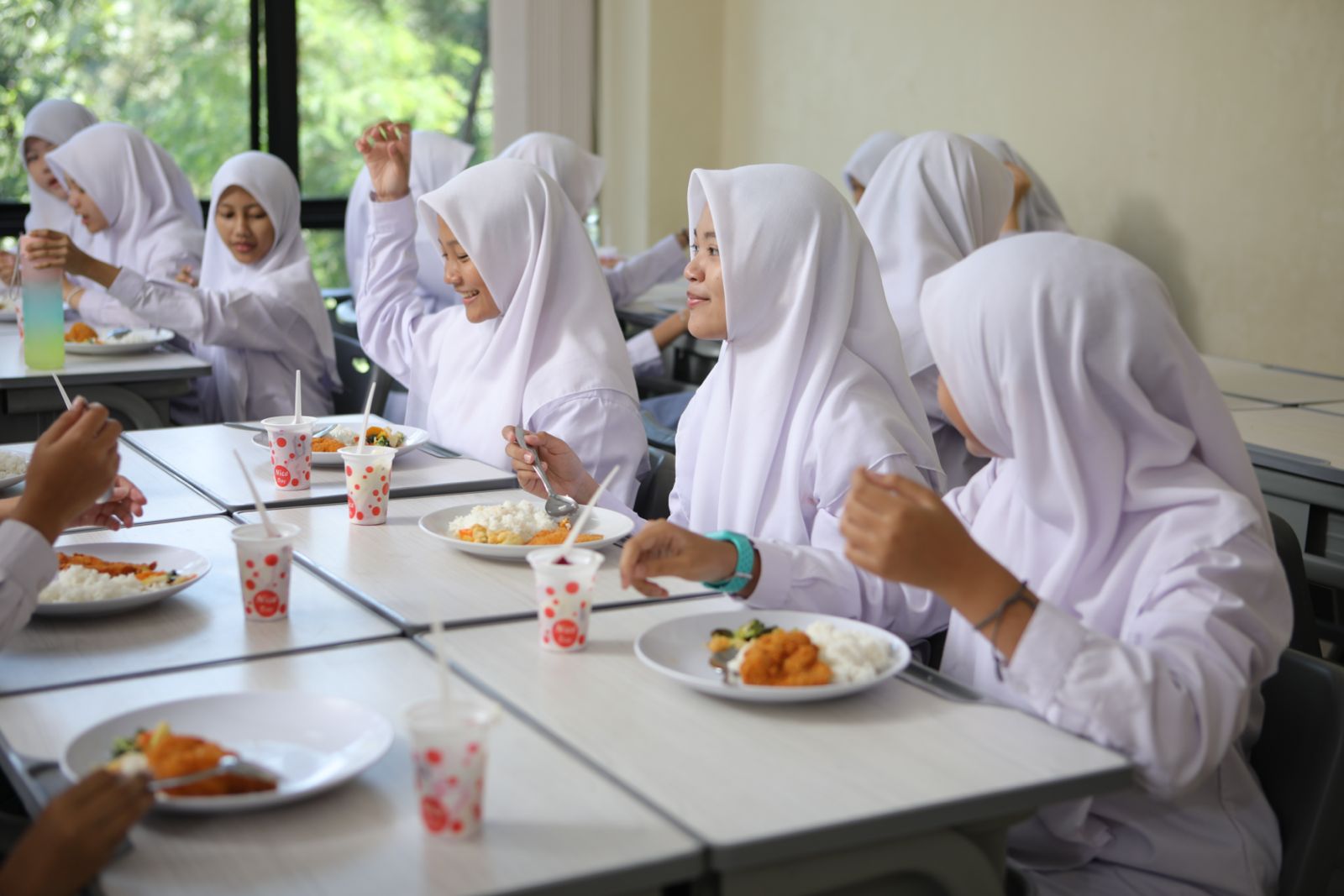 School Dining Hall Image 2